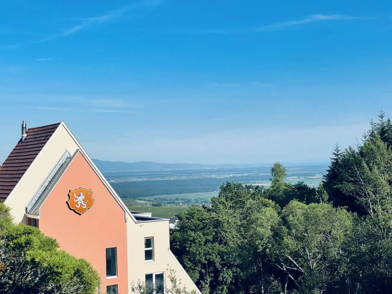 Vue sur la plaine d'Alsace depuis une chambre